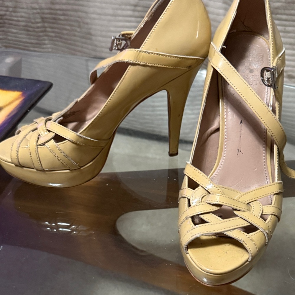 Vince Camuto Tan Strappy Heels